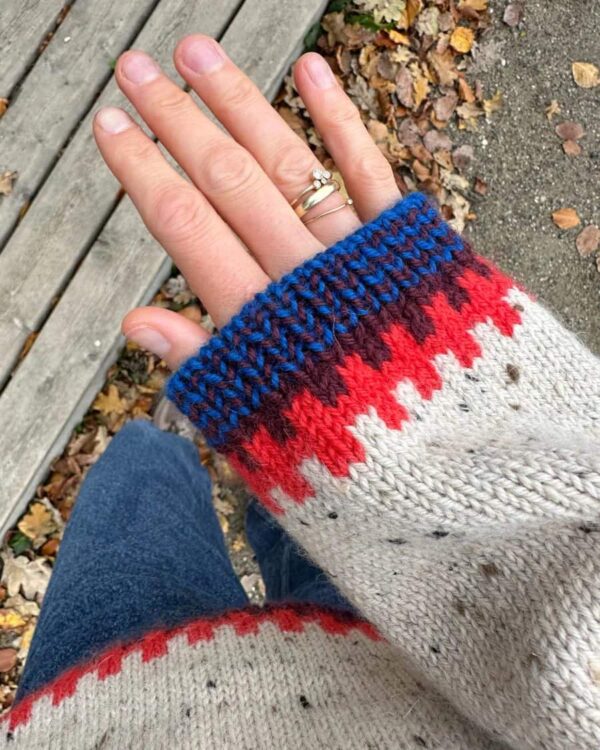 Cross Sweater - Image 5